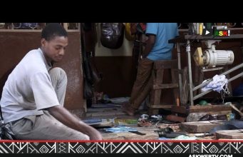 Cordonnier à Bamako : un métier qui résiste à la concurrence